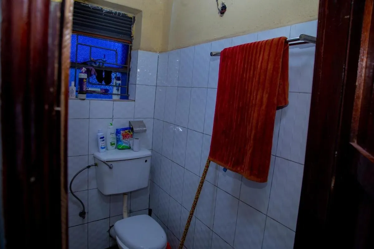 קמפאלה Cozy Studio Apartment Makindye 0*,